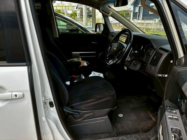 Ref:AUX-25230796 MITSUBISHI DELICA D:5 2019 6 Ref:AUX-25230796 MITSUBISHI DELICA D:5 2019 - Image 6