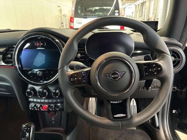 Ref:AUX-25235094 MINI MINI 2023 3 Ref:AUX-25235094 MINI MINI 2023 - Image 3
