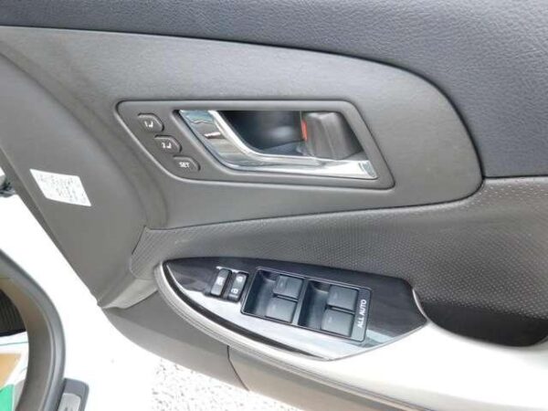 Ref:AUX-3500597 TOYOTA CROWN 2010 - Image 18