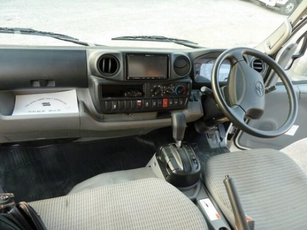 Ref:AUX-3644611 TOYOTA TOYOACE 2017 - Image 3