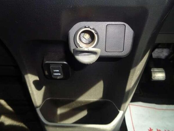 Ref:AUX-5341633 DAIHATSU WAKE 2015 - Image 16