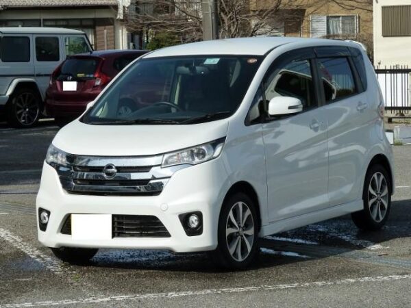 Ref:AUX-5362417 NISSAN DAYZ 2014