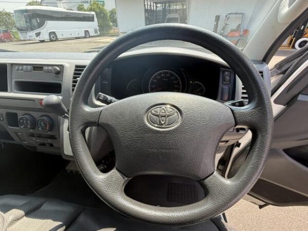 Ref:AUX-5422041 TOYOTA HIACE VAN 2013 - Image 16