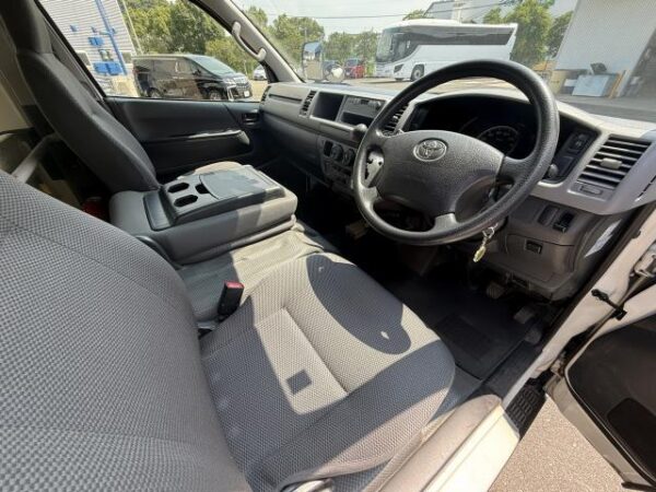 Ref:AUX-5422041 TOYOTA HIACE VAN 2013 - Image 3
