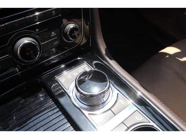 Ref:AUX-5441648 JAGUAR XJ 2017 - Image 20