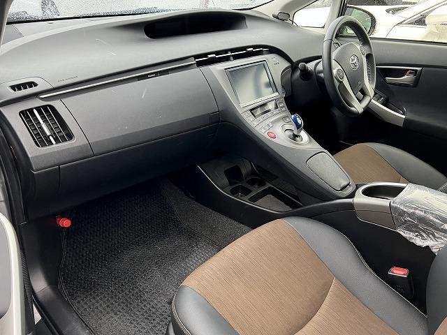 Ref:AUX-6040162 TOYOTA PRIUS 2013 - Image 5