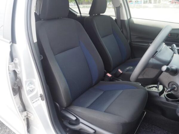 Ref:AUX-6070773 TOYOTA AQUA 2017 - Image 12