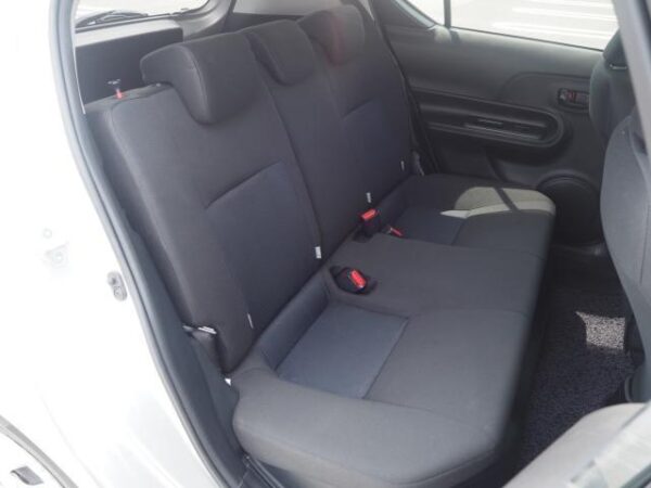 Ref:AUX-6070773 TOYOTA AQUA 2017 - Image 13