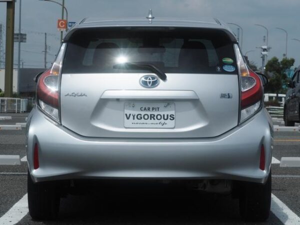 Ref:AUX-6070773 TOYOTA AQUA 2017 - Image 5