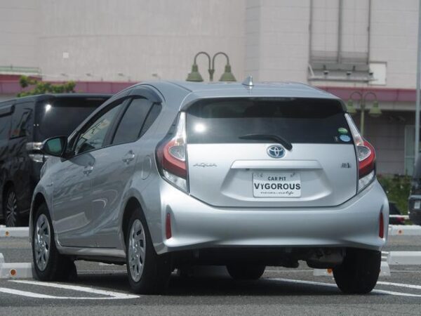 Ref:AUX-6070773 TOYOTA AQUA 2017 - Image 6