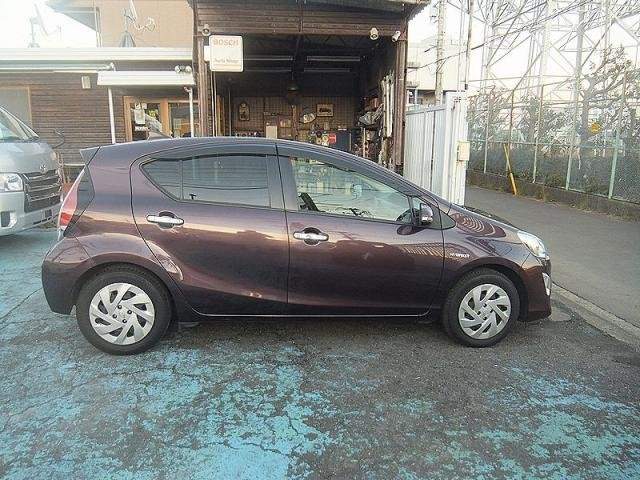 Ref:AUX-6595574 TOYOTA AQUA 2016 - Image 6