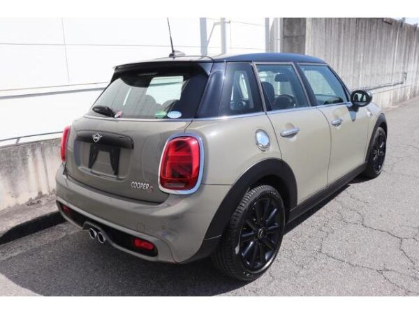 Ref:AUX-6668944 MINI MINI 2020 - Image 2