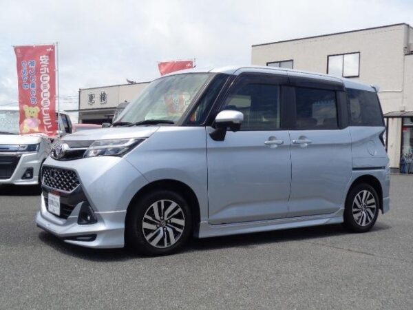 Ref:AUX-7080643 TOYOTA TANK 2017