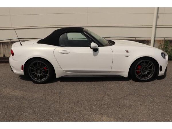 Ref:AUX-7450414 ABARTH ABARTH 124 SPIDER 2017 - Image 4