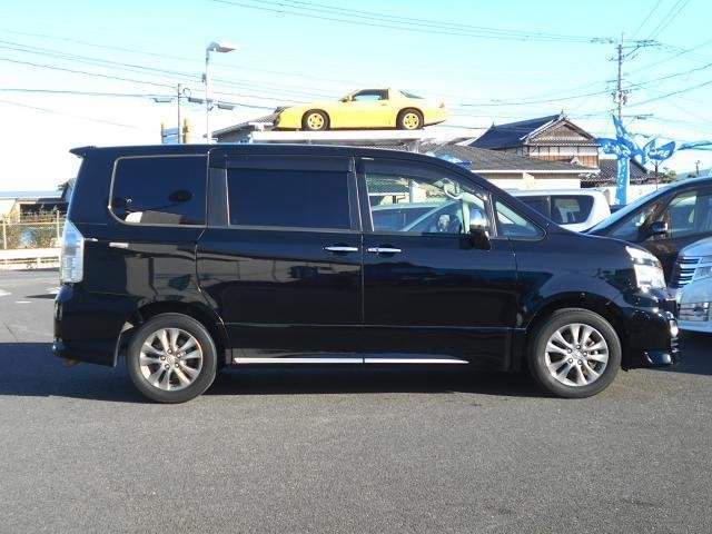 Ref:AUX-7915812 TOYOTA VOXY 2011 - Image 4