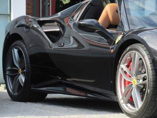 Ref:AUX-7916299 FERRARI 488 SPIDER 2017 - Image 5