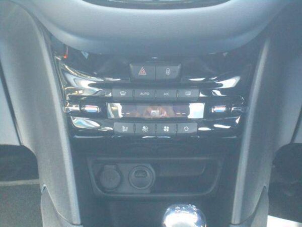 Ref:AUX-7928234 PEUGEOT 208 2014 - Image 18