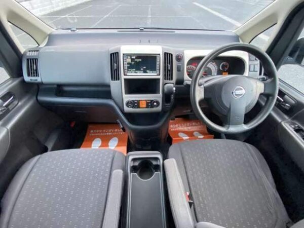Ref:AUX-8040290 NISSAN SERENA 2006 - Image 15