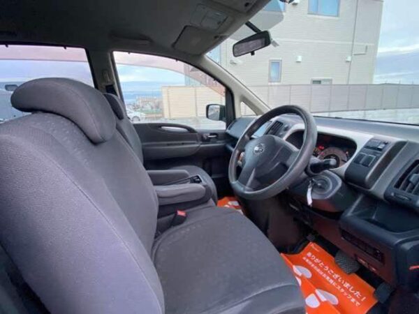 Ref:AUX-8040290 NISSAN SERENA 2006 - Image 16