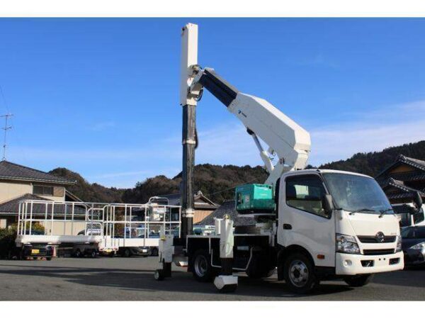 Ref:AUX-8555165 HINO DUTRO 2017 - Image 2