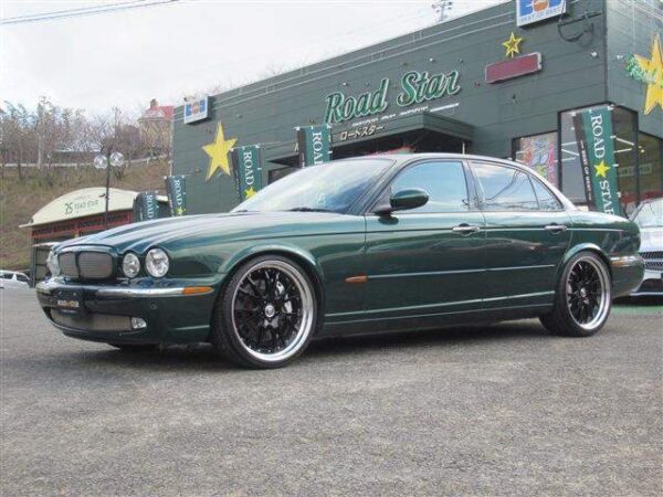 Ref:AUX-8705402 JAGUAR XJ 2004