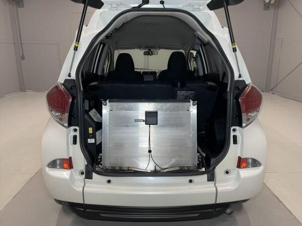 Ref:AUX-8981445 TOYOTA RACTIS 2015 - Image 49