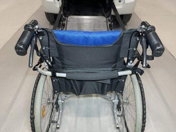 Ref:AUX-8981445 TOYOTA RACTIS 2015 - Image 17