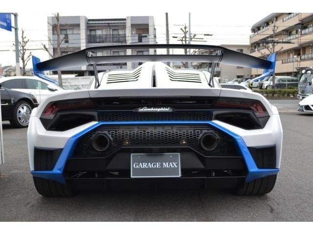 Ref:AUX-9308911 LAMBORGHINI HURACAN 2022 - Image 2