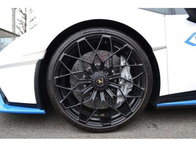 Ref:AUX-9308911 LAMBORGHINI HURACAN 2022 - Image 9