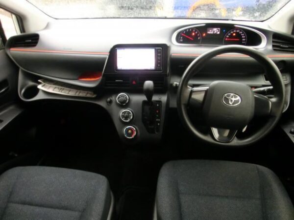 Ref:AUX-9378901 TOYOTA SIENTA 2016 - Image 3