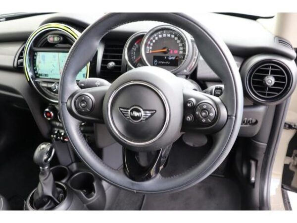 Ref:AUX-9457807 MINI MINI 2018 - Image 8