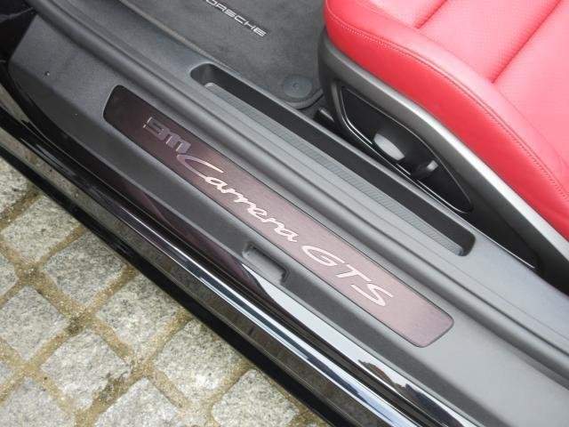 Ref:AUX-9635487 PORSCHE 911 2022 - Image 13