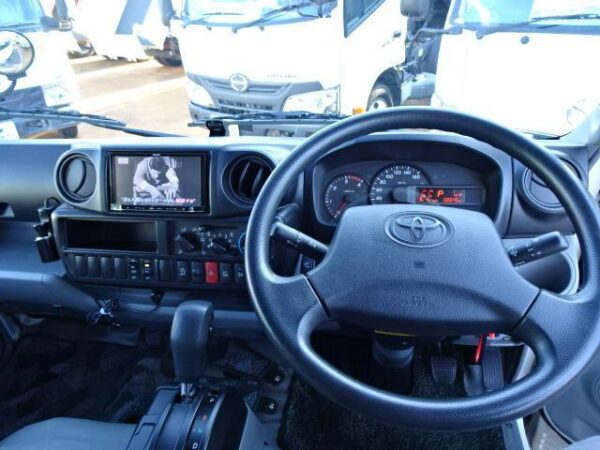 Ref:AUX-9707508 TOYOTA DYNA TRUCK 2014 - Image 3